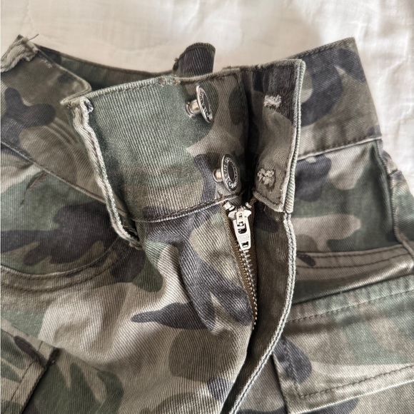 NWT SHEIN PETITE Summer Fashion Camouflage Slim Fit Multicolor / 2(Petite XS - Picture 12 of 16